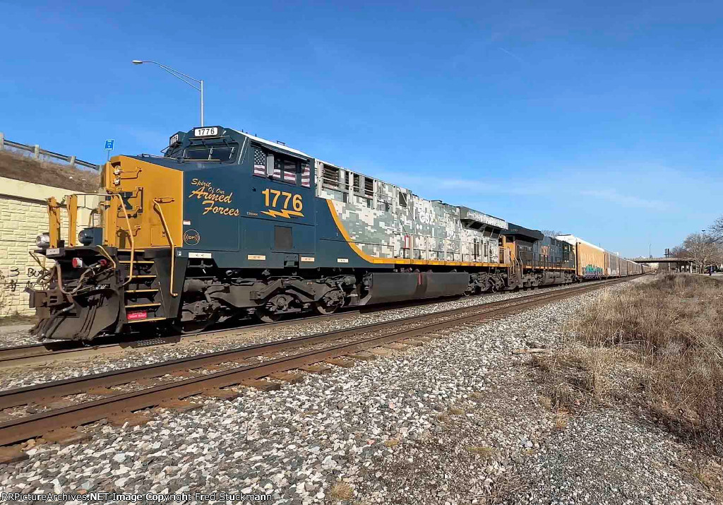 CSX 1776 looks great on this sunny morning.